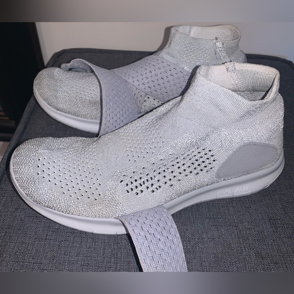 Nike Free Run Motion Flyknit - Picture 5 of 5